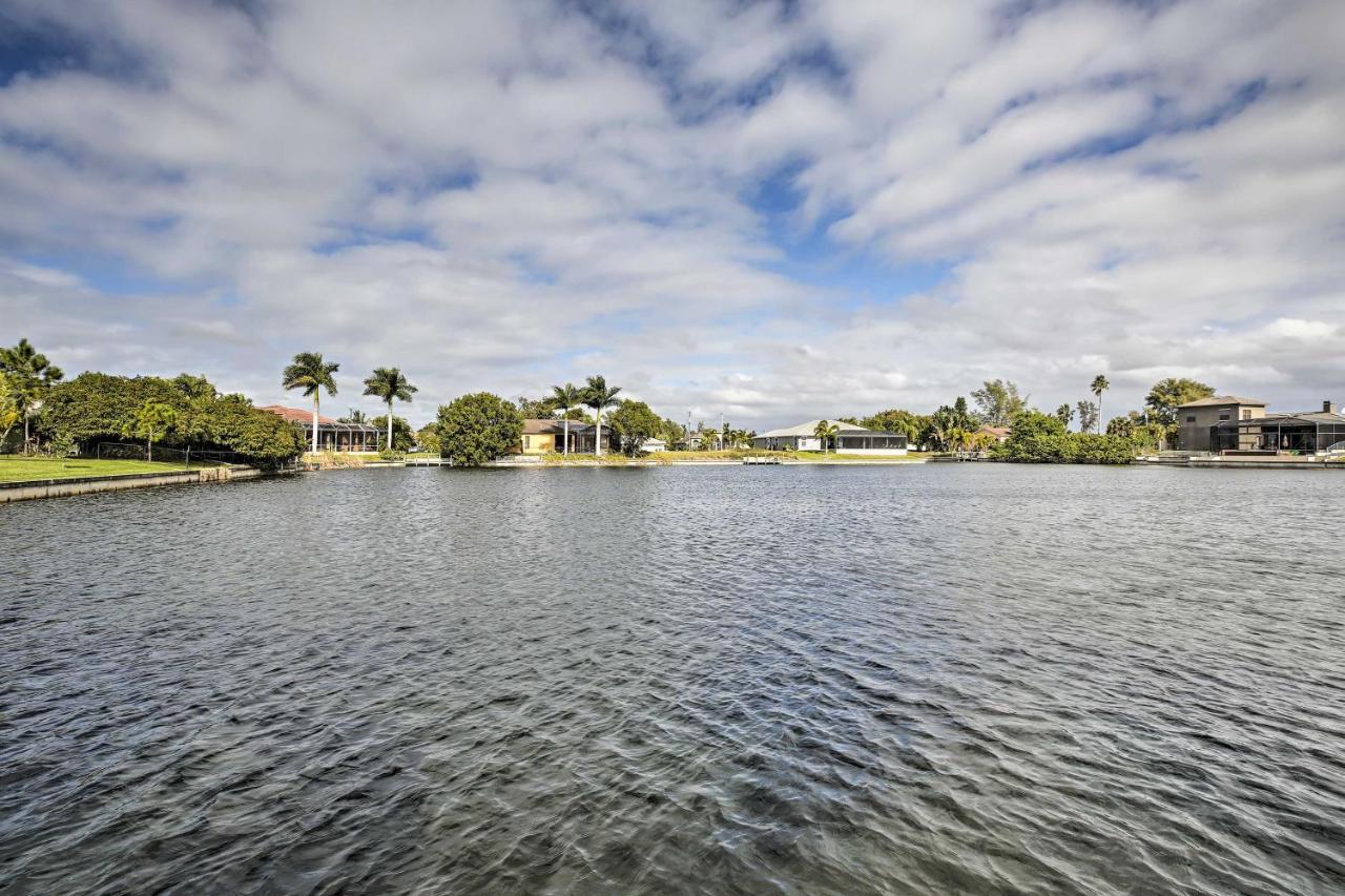 Pet-Friendly Escape With Dock And Kayaks In Cape Coral Exterior foto